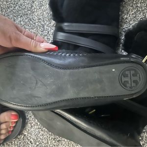 Tory burch suede rabbit fur black flat boots authentic used size 11 leather